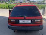 Volkswagen Passat 1993 годаfor1 000 000 тг. в Алматы – фото 5