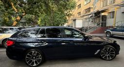 BMW 520 2019 года за 18 000 000 тг. в Алматы – фото 4