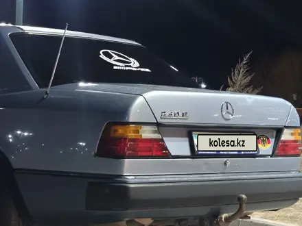 Mercedes-Benz E 230 1990 года за 1 400 000 тг. в Кызылорда – фото 8