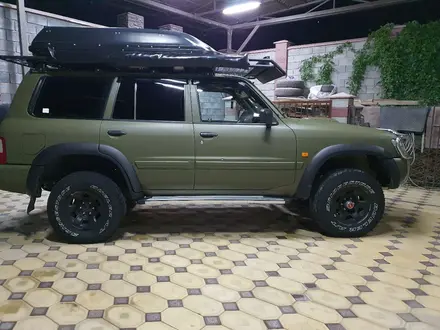 Nissan Patrol 2000 годаүшін12 000 000 тг. в Алматы – фото 2