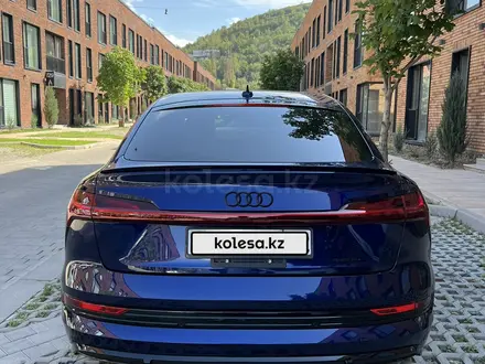 Audi e-tron Sportback 2022 года за 32 000 000 тг. в Алматы – фото 6