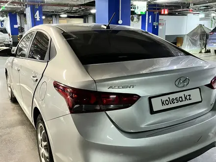 Hyundai Accent 2019 года за 7 250 000 тг. в Астана – фото 2