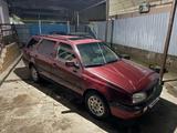 Volkswagen Golf 1994 годаүшін1 200 000 тг. в Шымкент