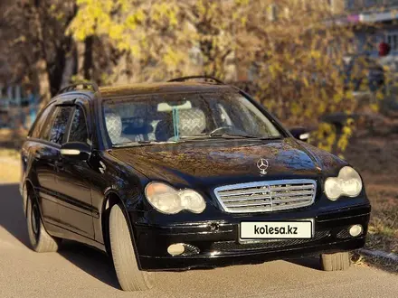 Mercedes-Benz C 200 2001 года за 2 800 000 тг. в Караганда – фото 8