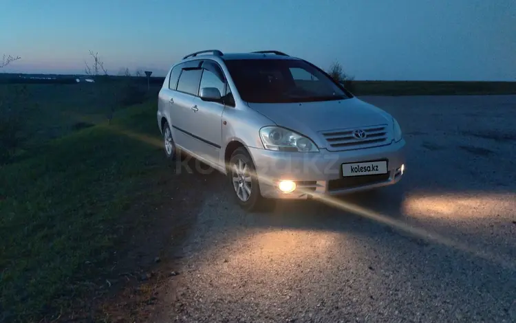 Toyota Avensis Verso 2001 года за 5 600 000 тг. в Уральск