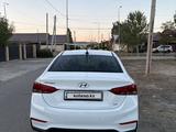 Hyundai Accent 2019 года за 6 200 000 тг. в Атырау – фото 3