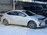 Hyundai Elantra 2018 года за 8 200 000 тг. в Алматы – фото 3