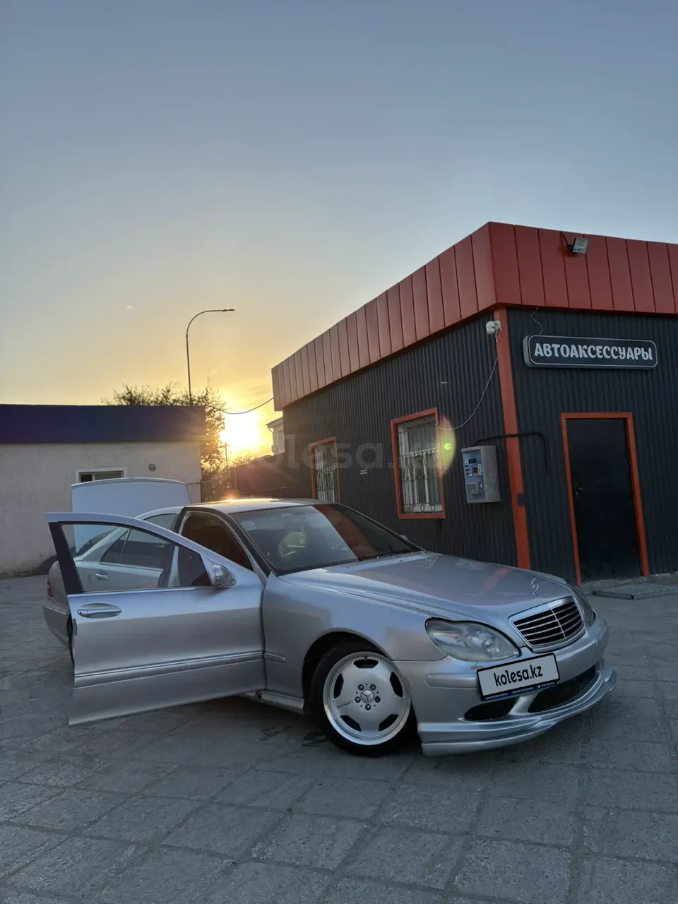 Mercedes-Benz S-Class, 2001