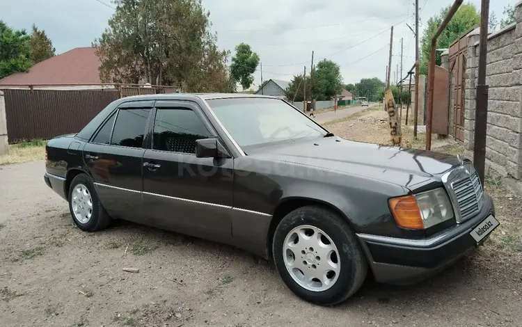 Mercedes-Benz E 230 1992 годаfor2 000 000 тг. в Астана