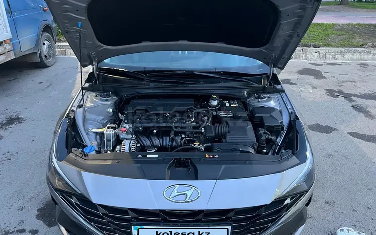 Hyundai Elantra 2022 года за 11 999 999 тг. в Шымкент