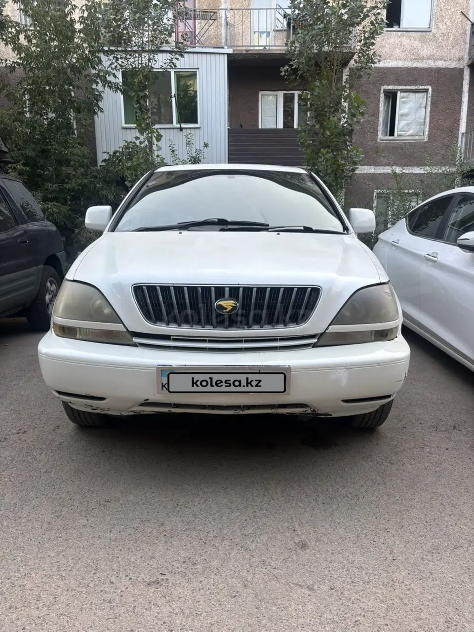 Toyota Harrier, 1998