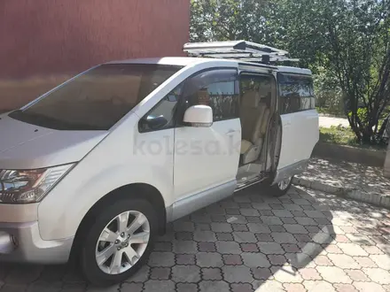 Mitsubishi Delica 2008 года за 7 000 000 тг. в Астана – фото 11