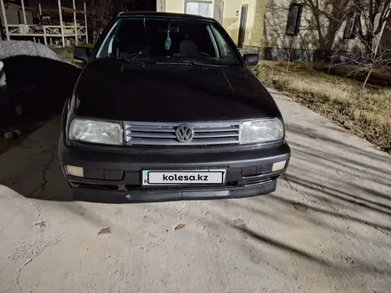 Volkswagen Vento 1993 года за 2 000 000 тг. в Шымкент – фото 4