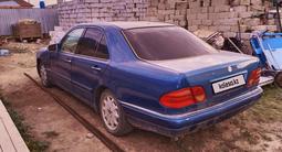 Mercedes-Benz E 240 1999 годаүшін1 000 000 тг. в Актобе – фото 3