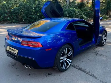 Chevrolet Camaro 2014 года за 16 800 000 тг. в Алматы – фото 5