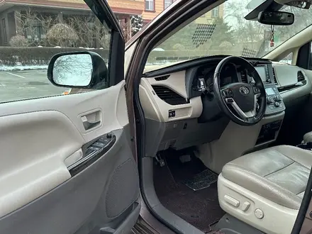 Toyota Sienna 2020 года за 17 200 000 тг. в Алматы – фото 10