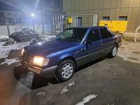 Mercedes-Benz E 280 1993 года за 2 500 000 тг. в Алматы