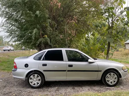 Opel Vectra 1996 года за 1 300 000 тг. в Сарыагаш – фото 5