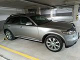 Infiniti FX35 2006 года за 3 500 000 тг. в Астана – фото 2