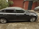 Kia K5 2017 года за 8 200 000 тг. в Семей – фото 4