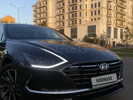 Hyundai Sonata 2022 года за 15 800 000 тг. в Астана – фото 3