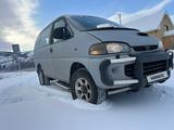 Mitsubishi Delica 1996 годаfor2 600 000 тг. в Усть-Каменогорск – фото 4