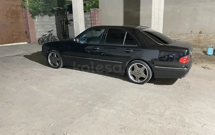 Mercedes-Benz E 320 2001 годаүшін5 700 000 тг. в Шымкент