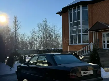 Mercedes-Benz E 230 1988 года за 2 400 000 тг. в Петропавловск – фото 3