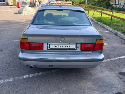 BMW 520 1991 года за 1 200 000 тг. в Тараз – фото 2