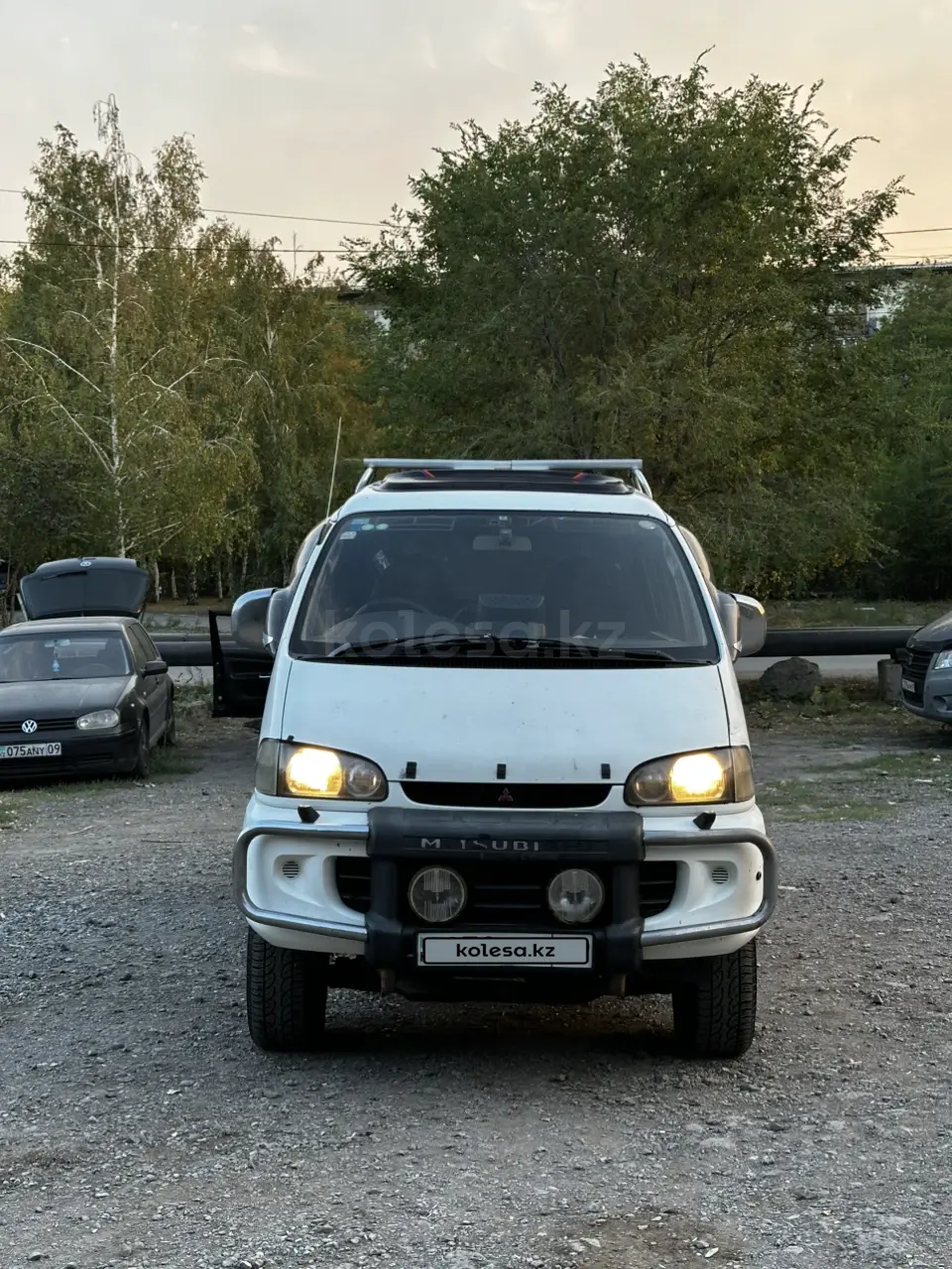 Mitsubishi Delica, 1998