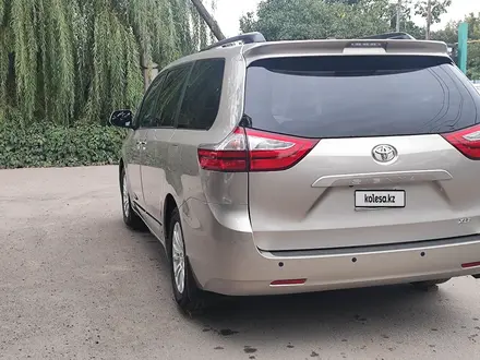 Toyota Sienna 2017 года за 15 700 000 тг. в Алматы – фото 16