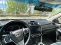 Toyota Camry 2014 года за 8 600 000 тг. в Актобе – фото 7