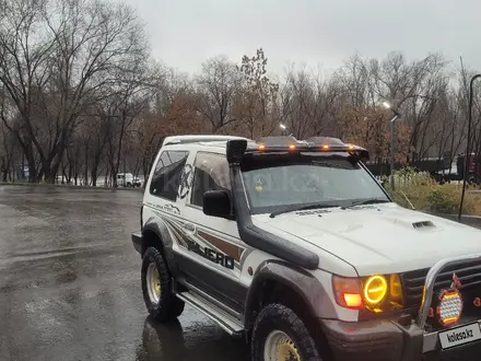 Mitsubishi Pajero 1996 года за 3 000 000 тг. в Алматы – фото 2