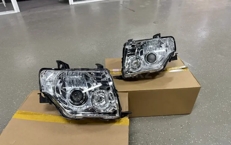 Фары поджеро 4 2007 за 44 000 тг. в Астана