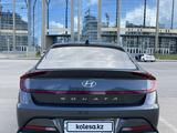 Hyundai Sonata 2021 года за 11 900 000 тг. в Астана – фото 3