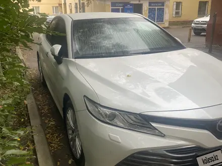 Toyota Camry 2019 года за 14 000 000 тг. в Караганда – фото 13