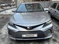 Toyota Camry 2022 года за 14 500 000 тг. в Алматы – фото 2