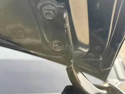 Toyota Camry 2019 года за 13 600 000 тг. в Атырау – фото 13