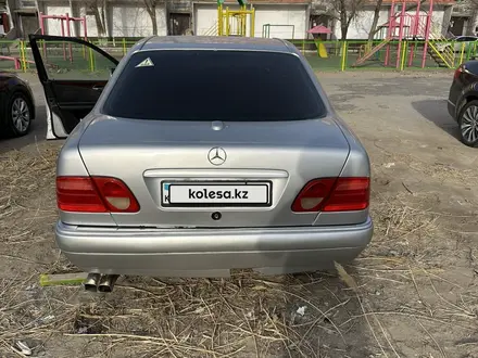 Mercedes-Benz E 280 1996 года за 2 600 000 тг. в Кызылорда – фото 9
