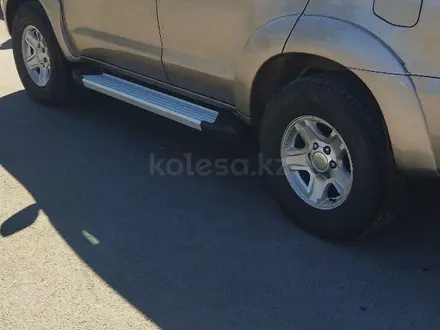 Toyota Fortuner 2005 года за 7 000 000 тг. в Экибастуз – фото 2