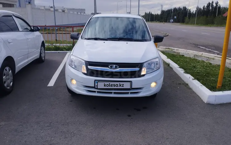 ВАЗ (Lada) Granta 2190 2013 года за 2 600 000 тг. в Астана