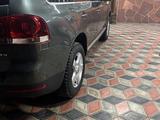 Volkswagen Touareg 2006 годаfor6 500 000 тг. в Алматы – фото 5