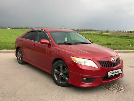 Toyota Camry 2010 года за 6 800 000 тг. в Тараз – фото 2