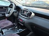 Kia Sorento 2015 годаүшін11 200 000 тг. в Атырау – фото 5