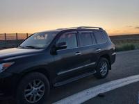 Lexus LX 570 2015 годаfor33 000 000 тг. в Астана