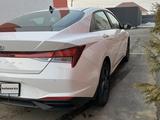 Hyundai Elantra 2022 годаfor9 100 000 тг. в Алматы – фото 4