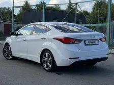 Hyundai Elantra, 2016