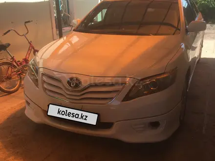 Toyota Camry 2008 года за 5 800 000 тг. в Уральск