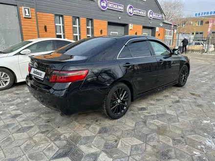 Toyota Camry 2007 года за 5 800 000 тг. в Атырау – фото 7