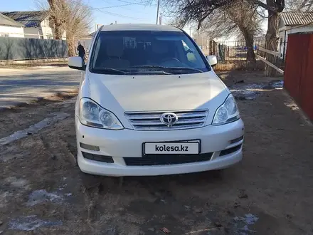 Toyota Ipsum 2004 года за 4 400 000 тг. в Атырау – фото 2